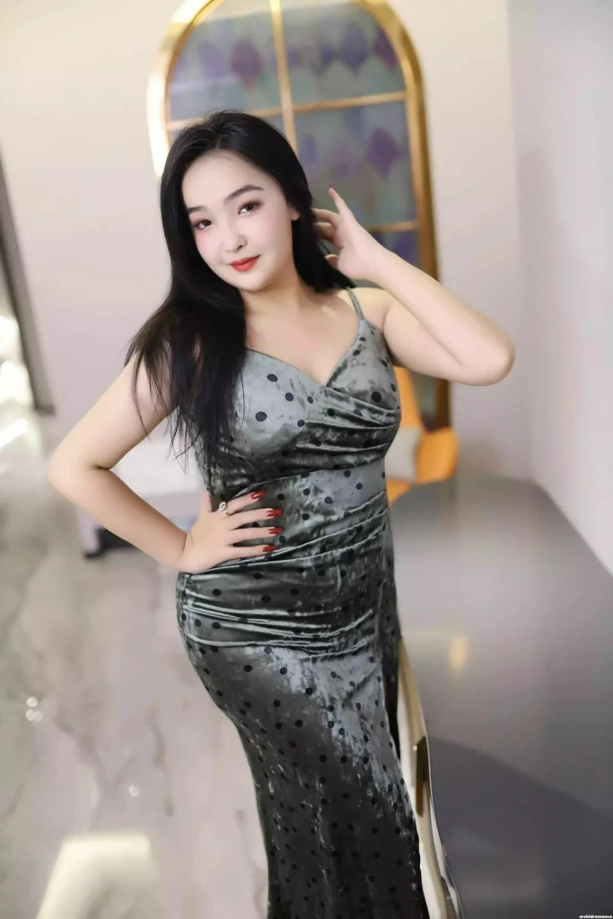 YingLi Profile image 4