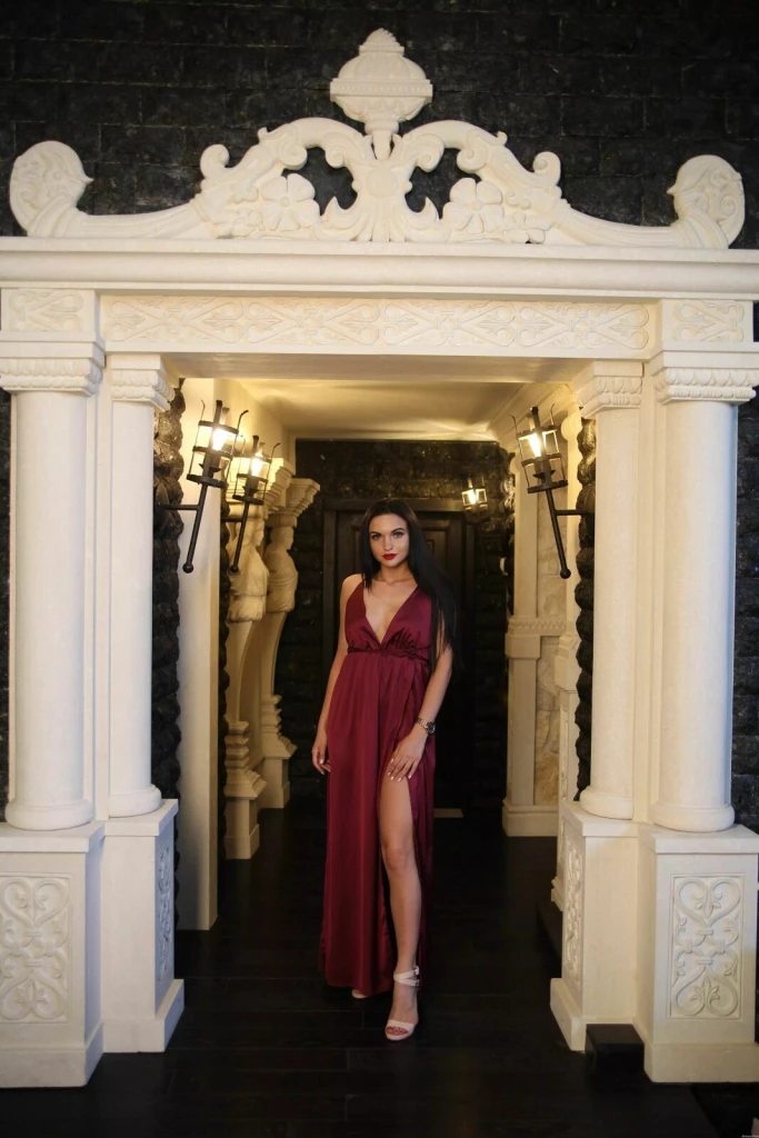 Olena Profile image 3